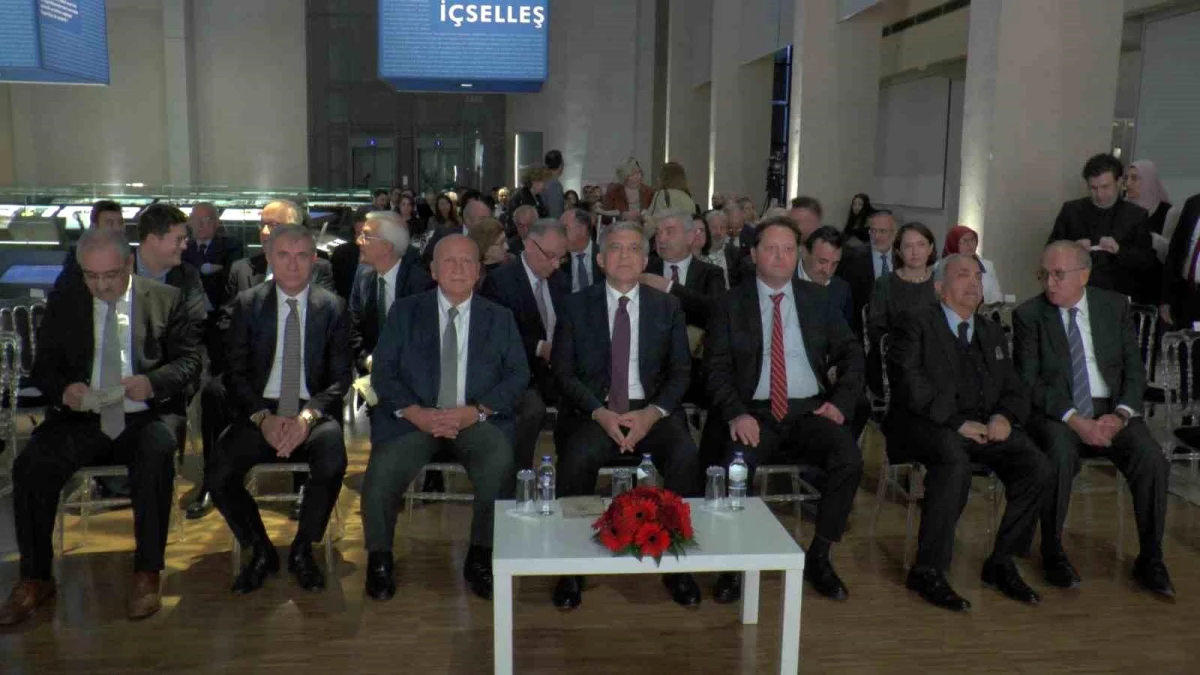 Abdullah Gül Üniversitesi\'nde Cumhuriyet\'in 100. Yılı Etkinlikleri Açıldı