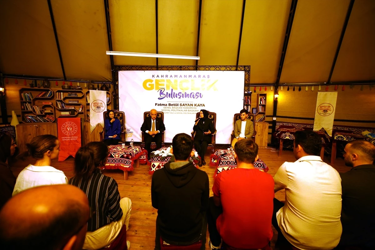 AK Parti Genel Başkan Yardımcısı Kaya, Kahramanmaraş\'ta gençlerle buluştu Açıklaması