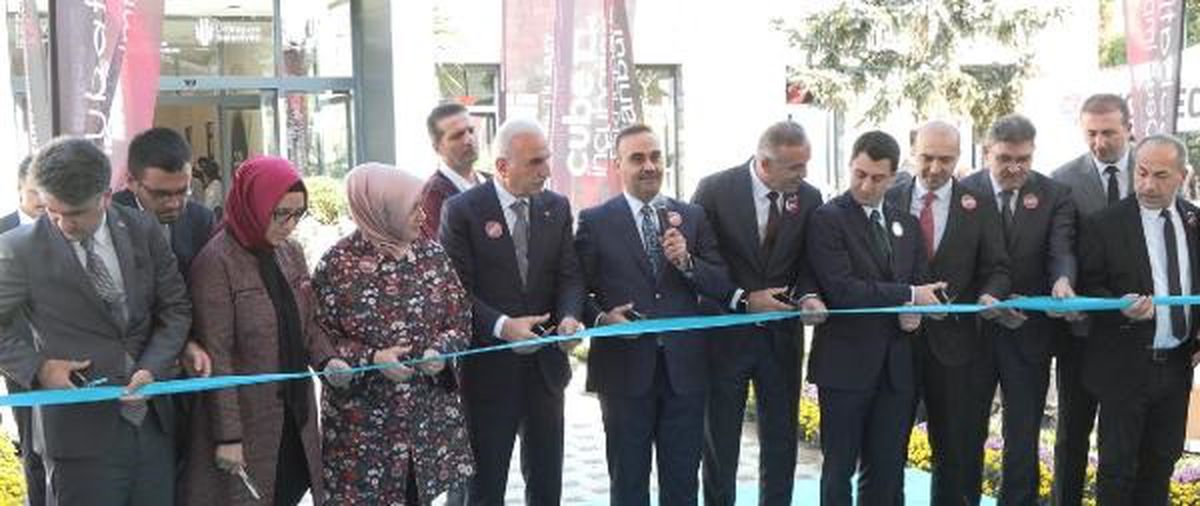 Bakan Kacır: 2025'e kadar değeri 10 milyar doları aşan 5 teknoloji girişimi çıkaracağız