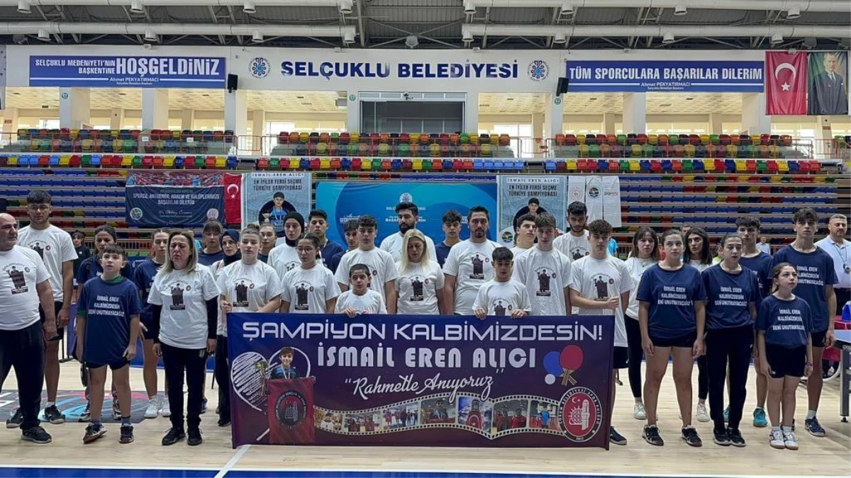 Çorum Belediyesi Spor Kulübü Masa Tenisi sporcusu İsmail Eren Alıcı, Türkiye şampiyonasında yaşatılıyor