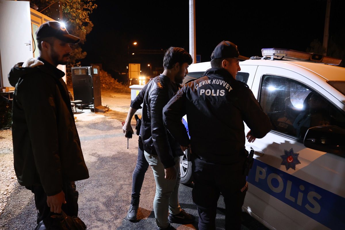 Edirne\'de 24 düzensiz göçmen yakalandı