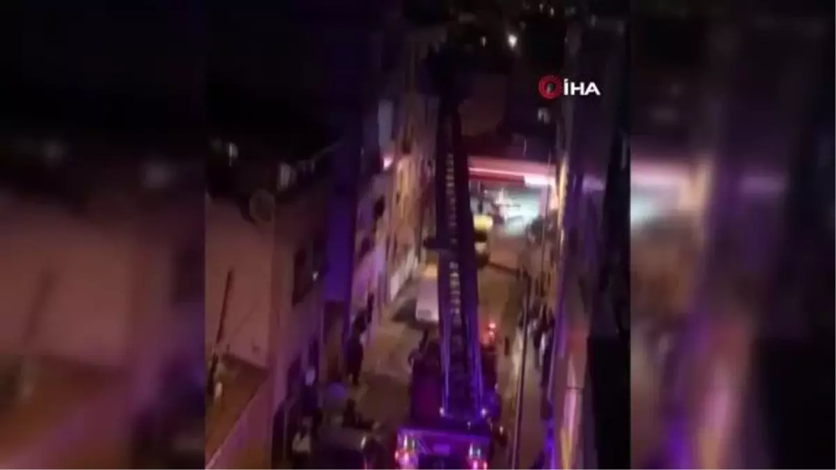 Fatih\'te Yalnız Yaşayan Kadın Evinde Ölü Bulundu