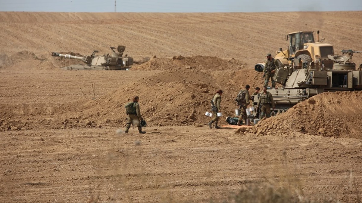 İsrail, Lübnan\'ın sınır bölgelerini topçu atışlarıyla vurdu