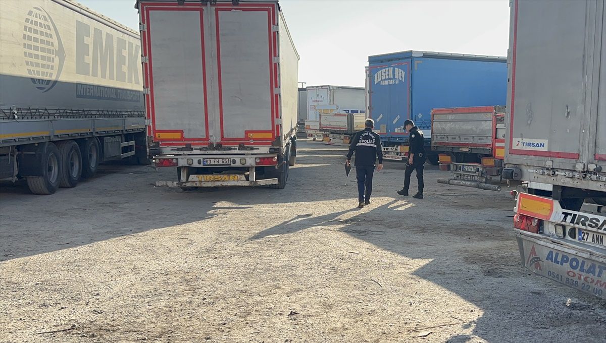 Gebze\'de çıkan silahlı kavgada bir kişi yaralandı
