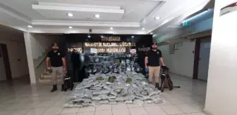 Diyarbakır'da Minibüste 303 Kilo Skunk Ele Geçirildi