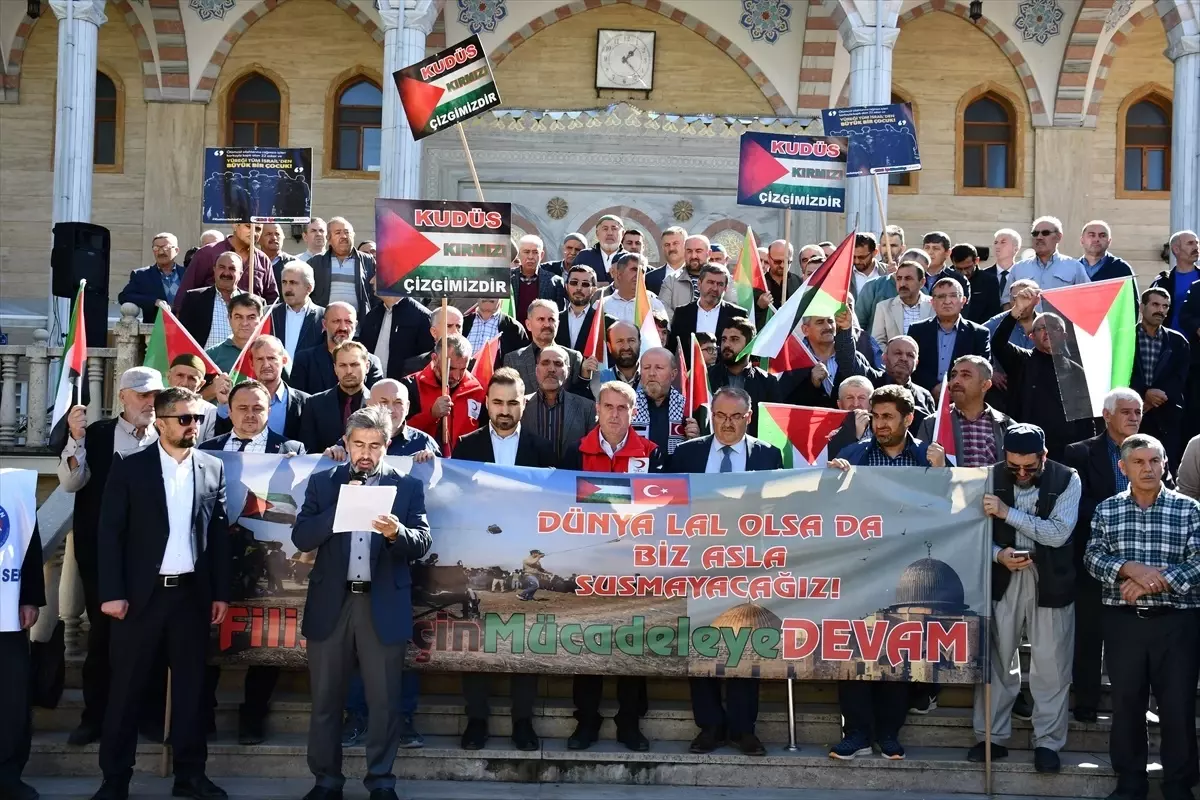 Vezirköprü\'de İsrail\'in Gazze\'ye saldırılarına tepki