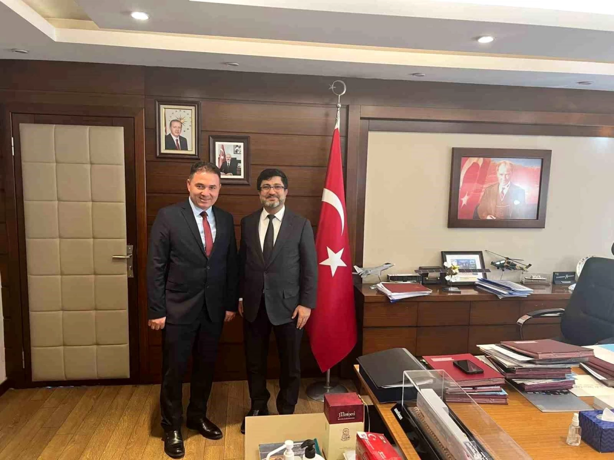 AK Parti Alaşehir İlçe Başkanı Fedayi Kozan, Ankara ziyaretinde 2 müjdeli haberi paylaştı