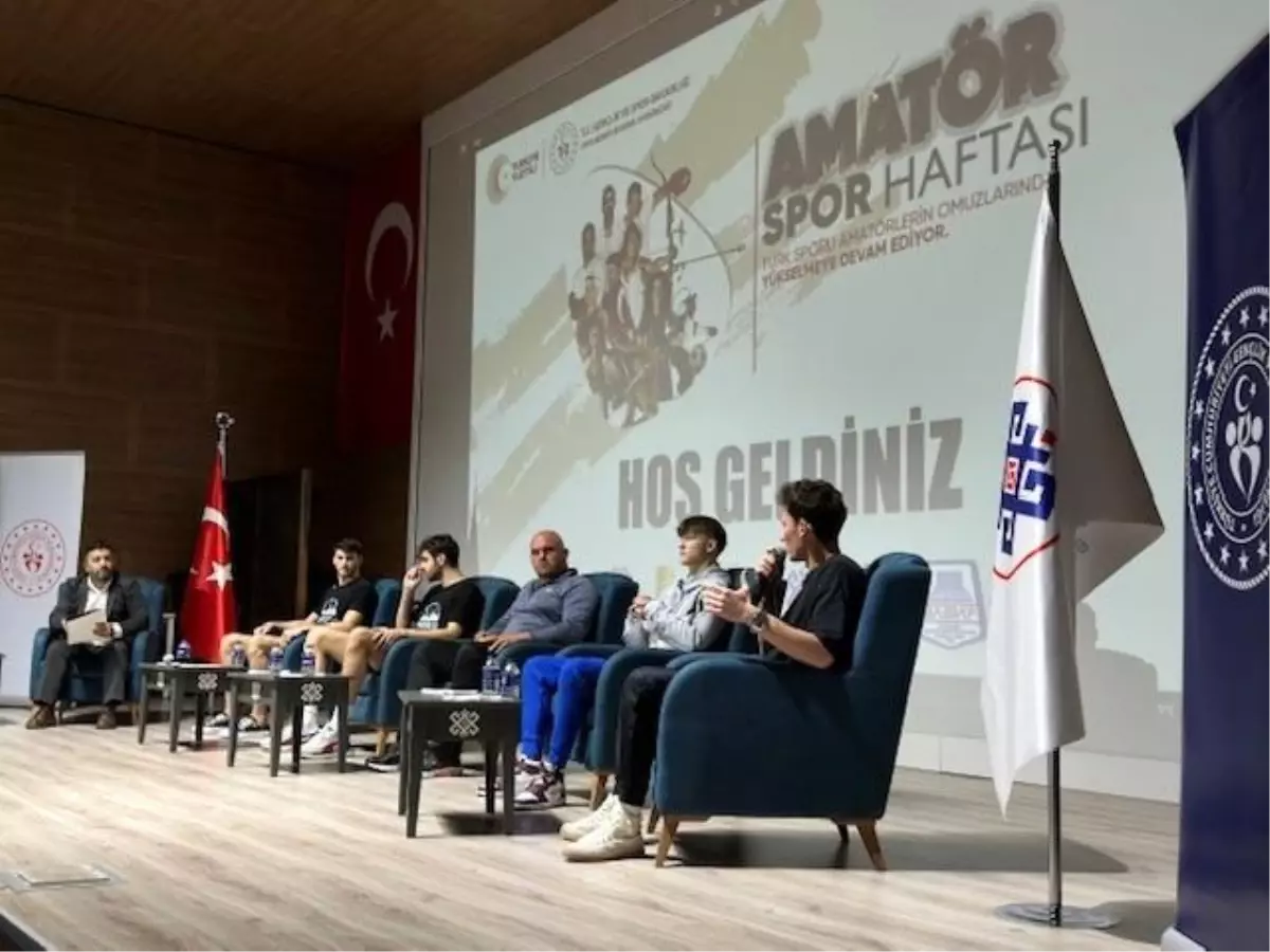 Zirvedeki Sporcu Buluşmaları Gençlerin Yoğun İlgiyle Gerçekleştirildi