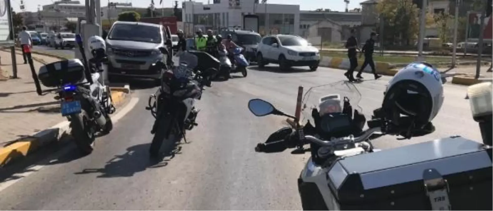 Kaza Yapan Minibüsten Kaçaklar Çıktı