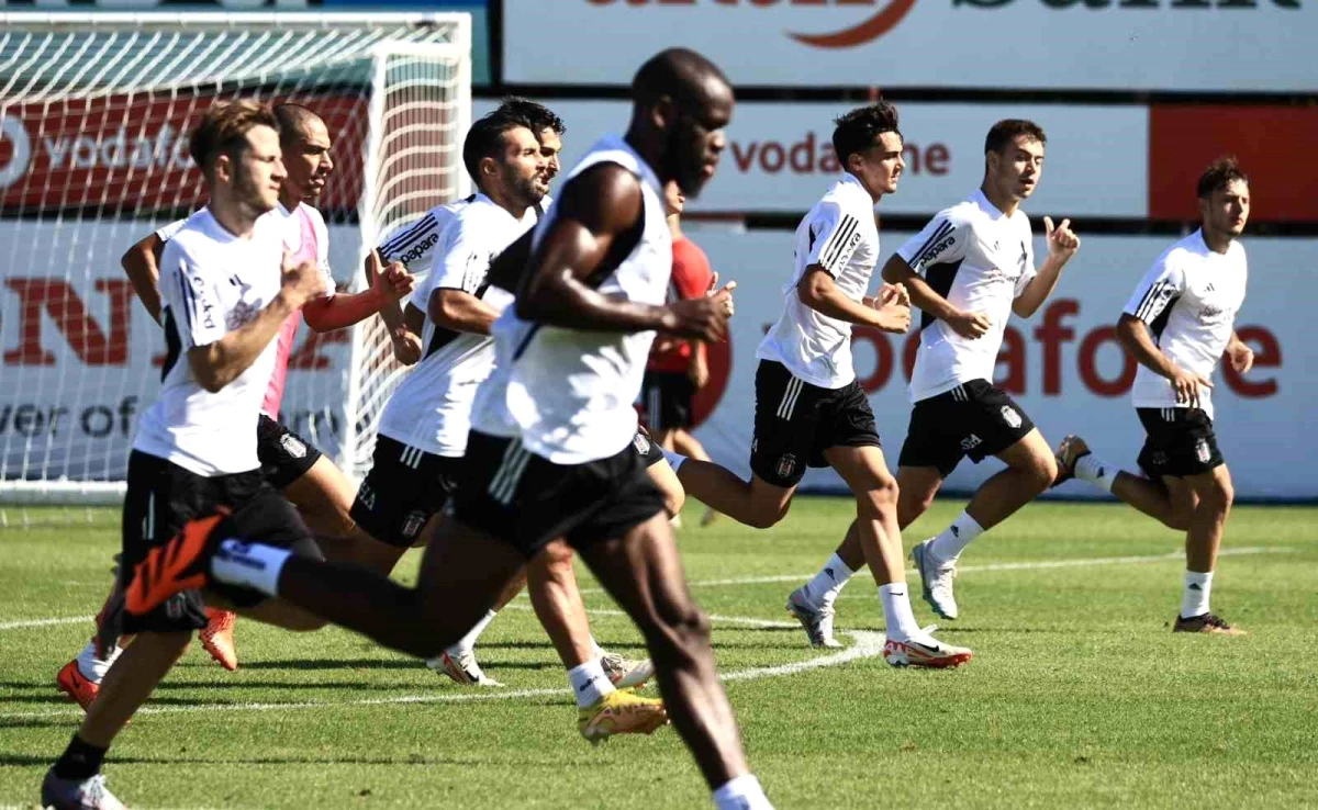 Beşiktaş, Galatasaray maçı için hazırlıklarını sürdürdü