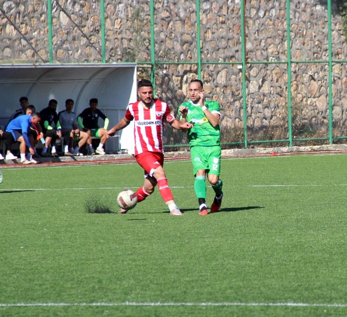 Rüstempaşaspor, evinde 12 Bingölspor\'a 3-0 mağlup oldu