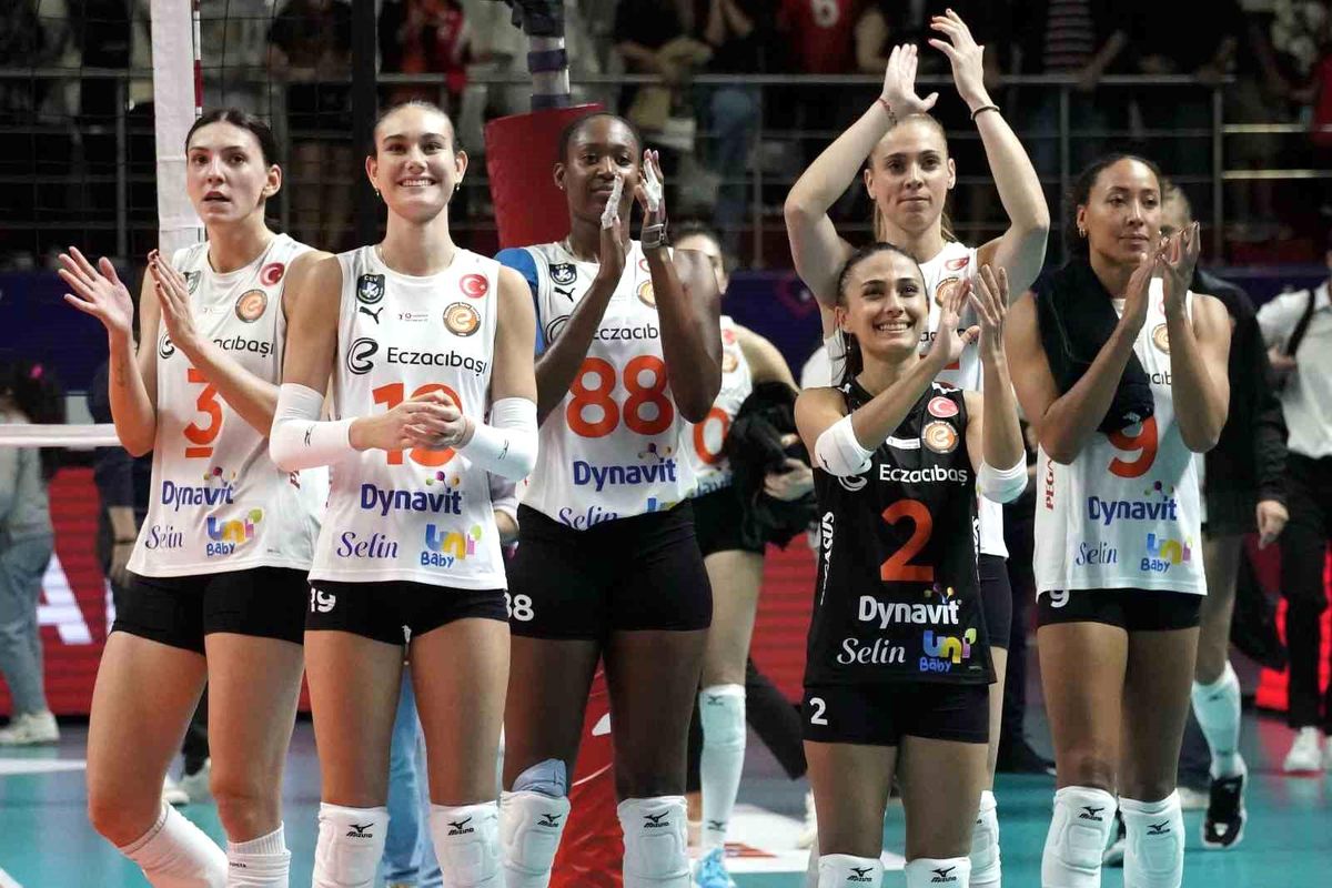 Eczacıbaşı Dynavit, Türk Hava Yolları\'nı 3-0 mağlup etti