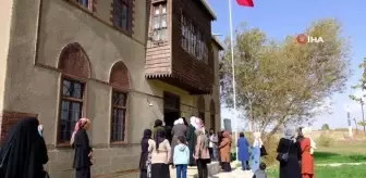 İpekyolu Belediyesi'nden mutlu kadınlar etkinliği