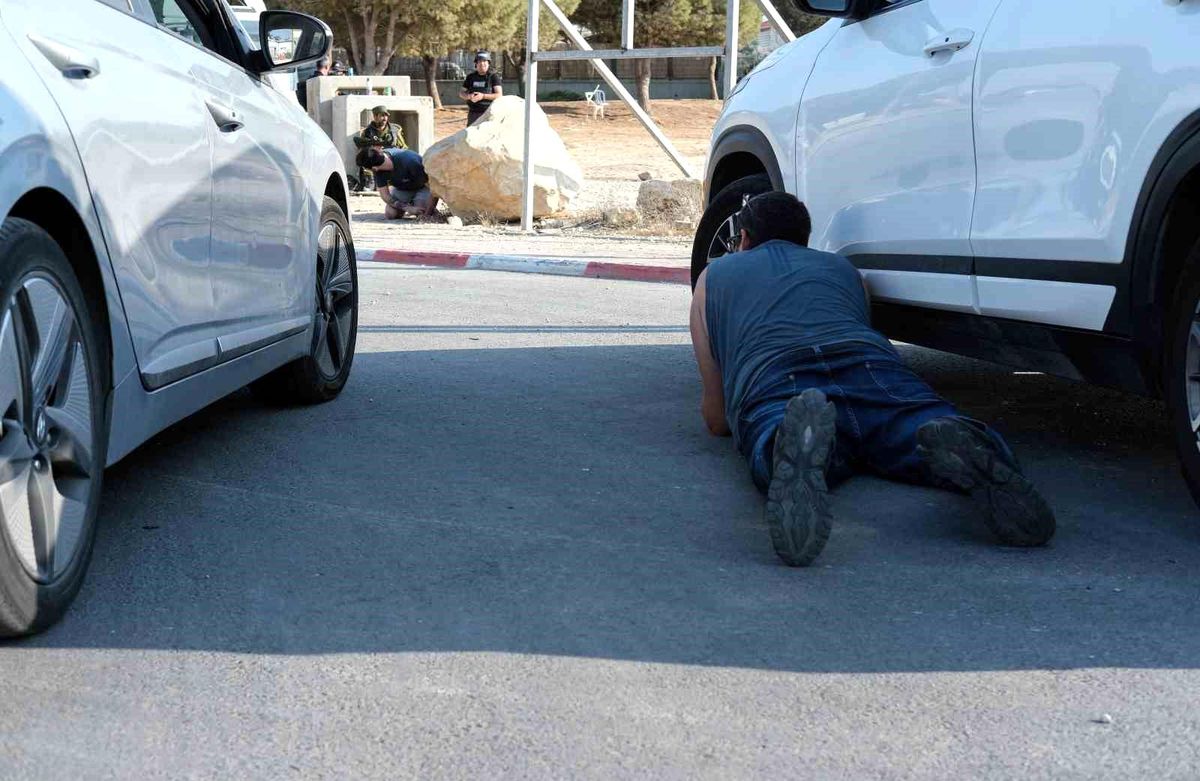 İsrail\'in Sderot kentinde Türk gazetecilere havan topu saldırısı