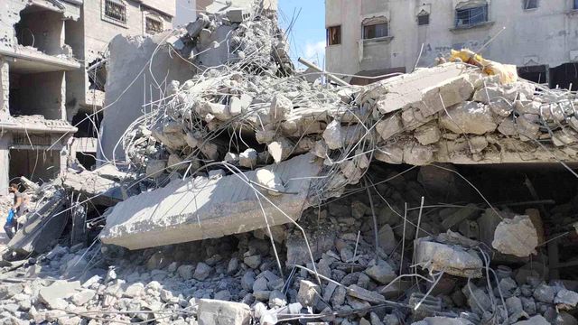 İsrail ordusu bu kez de Gazze'deki mülteci kampını hedef aldı: Çok sayıda ölü var İsrail ordusu bu kez de Gazze'deki mülteci kampını hedef aldı: Çok sayıda ölü var