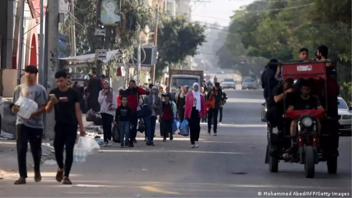 İsrail, Filistinlilere Gazze Şeridi\'ne geçiş için süre tanıdı
