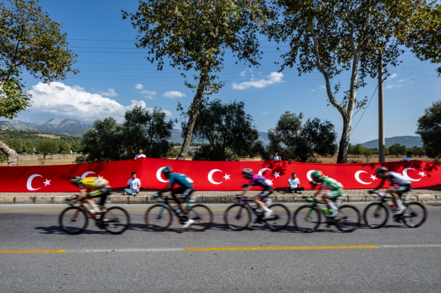 İstanbul'da Cumhurbaşkanlığı Bisiklet Turu nedeniyle yarın bazı yollar trafiğe kapatılacak