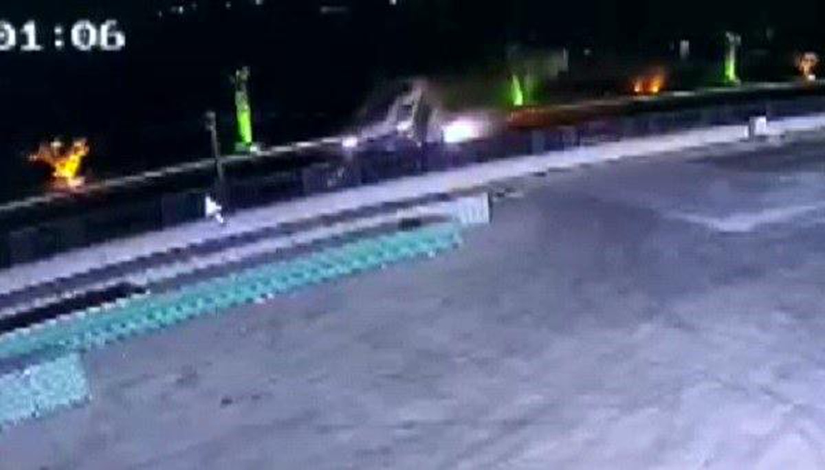 İzmir\'de işçi servisi ve otomobilin karıştığı kaza: 6 yaralı