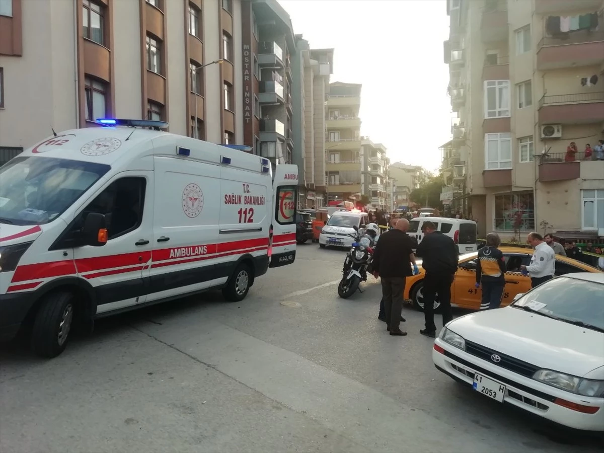 Karamürsel\'de Taksi Şoförü Silahlı Saldırı Sonucu Hayatını Kaybetti
