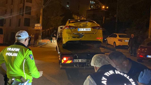 Kocaeli'de Taksi Şoförü Silahlı Saldırı Sonucu Hayatını Kaybetti Kocaeli'de Taksi Şoförü Silahlı Saldırı Sonucu Hayatını Kaybetti