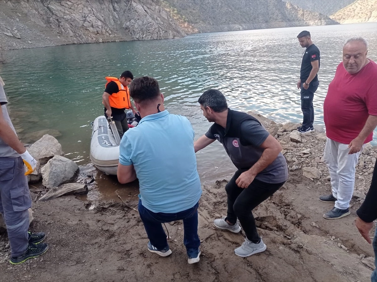 Siirt Çetin Baraj Gölü\'nde Su Kalitesi İncelemesi Devam Ediyor