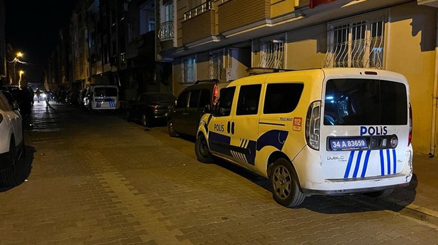 Su sızması yüzünden çıkan komşu kavgasında silahla havaya ateş açıldı Su sızması yüzünden çıkan komşu kavgasında silahla havaya ateş açıldı