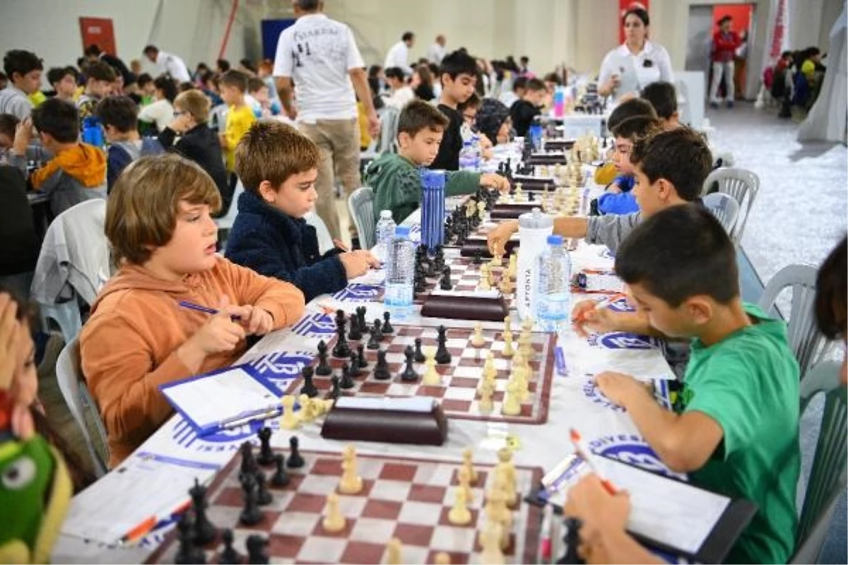 Tuzla Belediyesi Türkiye Satranç Turnuvası\'na ev sahipliği yapıyor