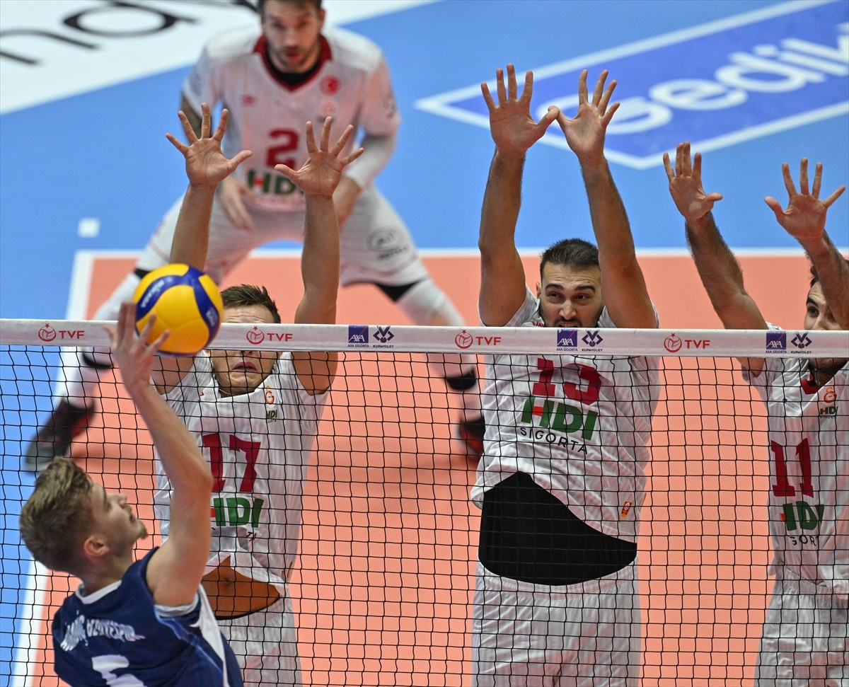 Galatasaray HDI Sigorta, Bigadiç Belediyespor\'u mağlup ederek çeyrek finale yükseldi