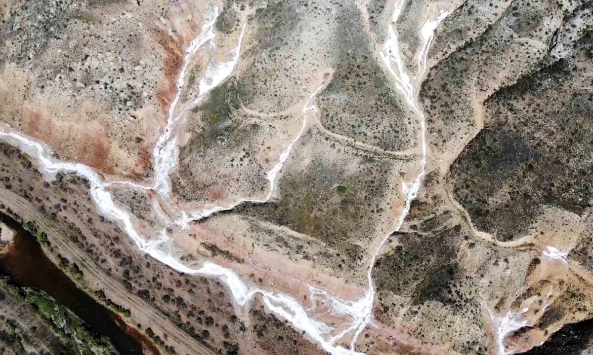 Yerin bin 300 metre altından çıkan tuz 11 ülkeye ihraç ediliyor