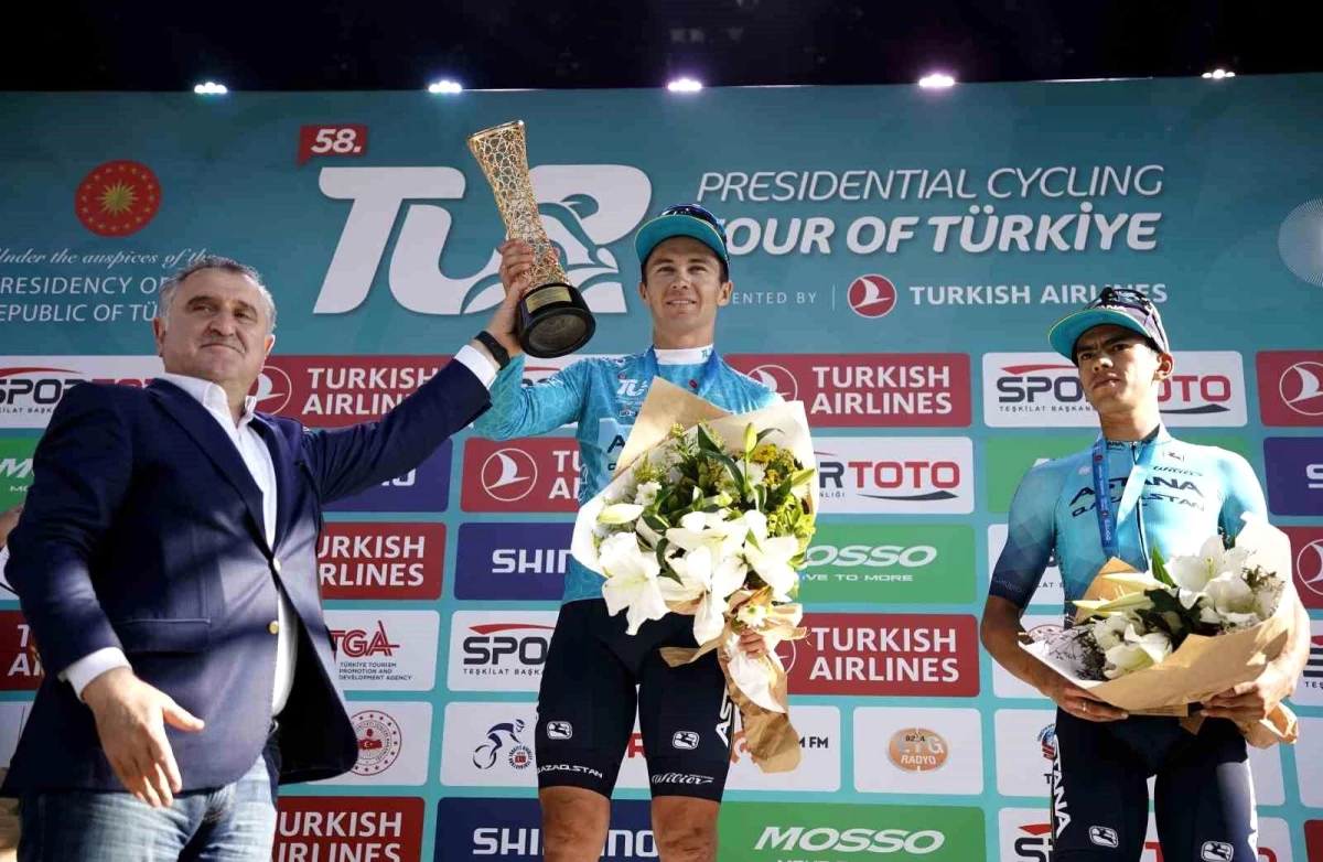 Cumhurbaşkanlığı Türkiye Bisiklet Turu\'nda kazananlar ödüllerini aldı