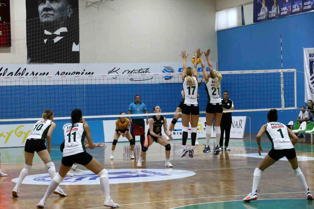 Bodrum Belediye Bodrumspor Kadın Voleybol Takımı, Vakıfbank\'ı 3-2 Mağlup Etti