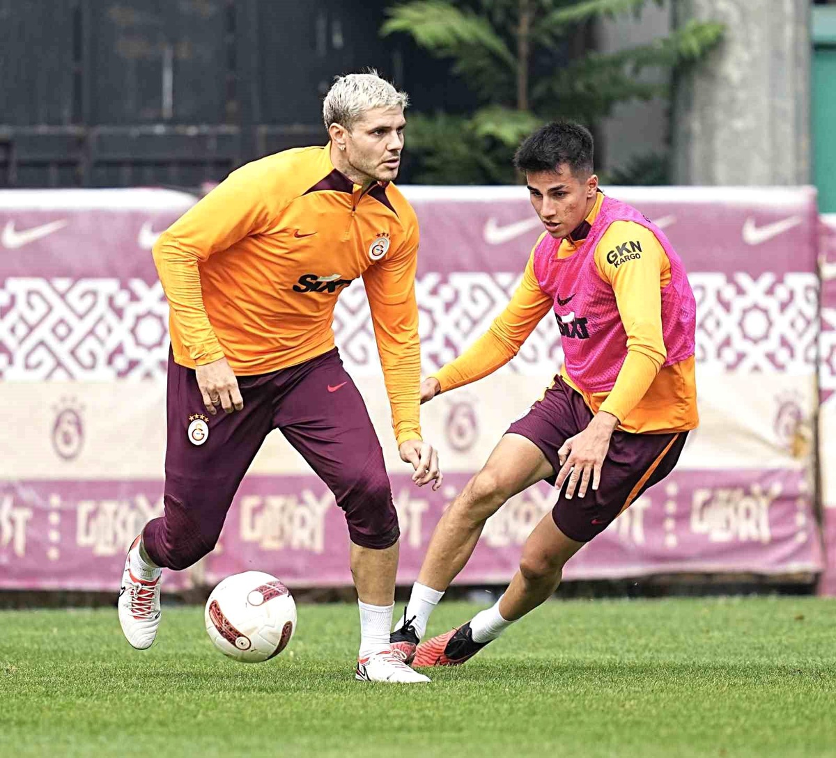 Galatasaray, Beşiktaş maçı için hazırlıklarını sürdürdü