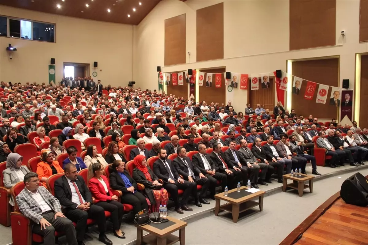 MHP Artvin İl Başkanlığına Serdar Kılınç yeniden seçildi