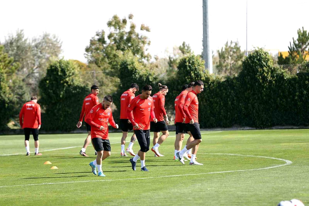 A Milli Futbol Takımı, Letonya maçı için hazır