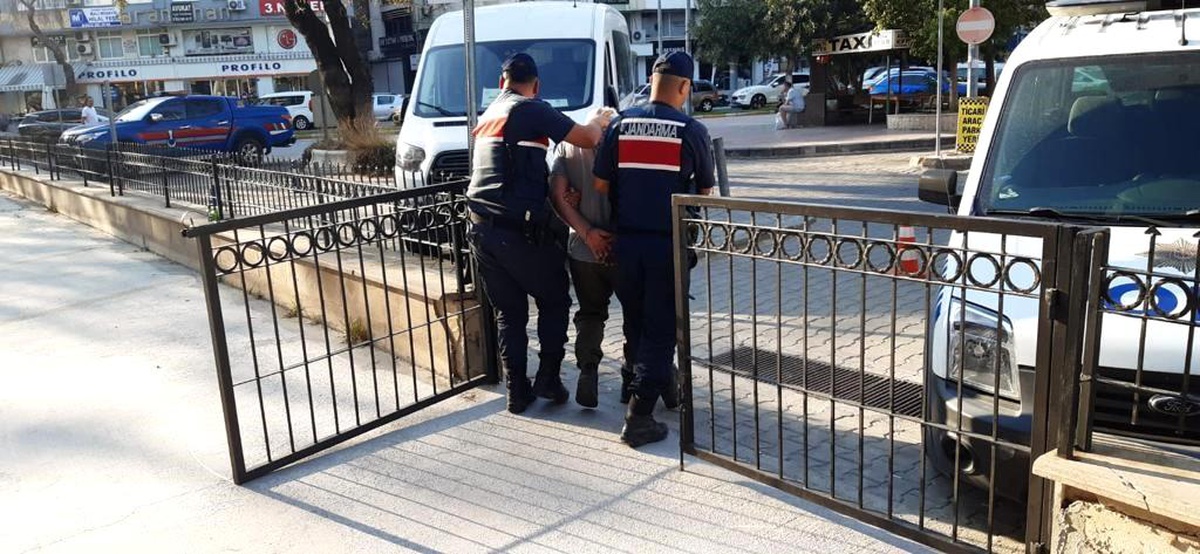 Kuşadası\'nda çıkan orman yangınında şüpheliler yakalandı