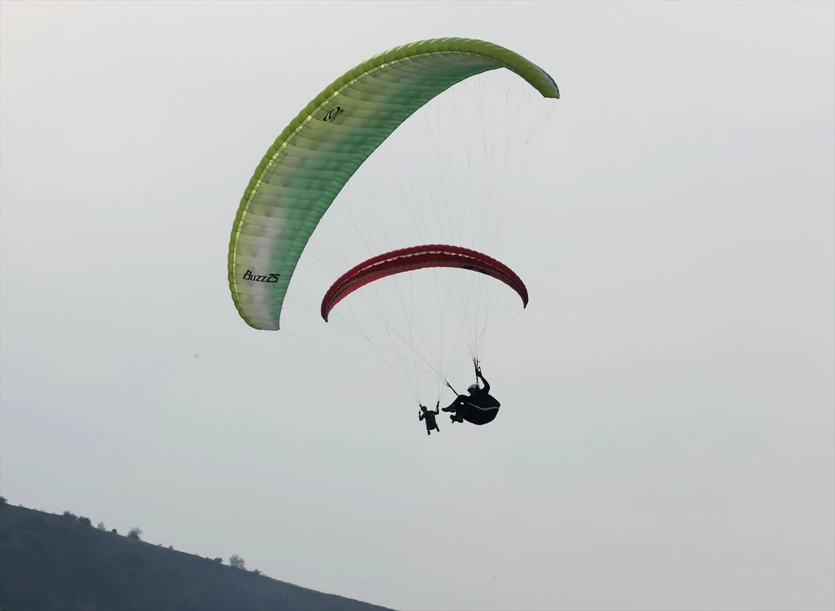 Samsun\'da düzenlenen Yamaç Paraşütü Hedef Eğitim Yarışması sona erdi