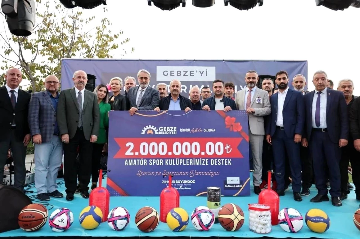 Gebze Belediyesi Amatör Spor Kulüplerine Malzeme Desteği Sağladı