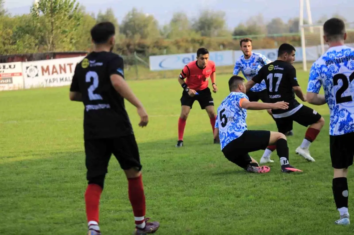 Çaycumaspor, Gökçebeyspor\'u 1-0 mağlup etti