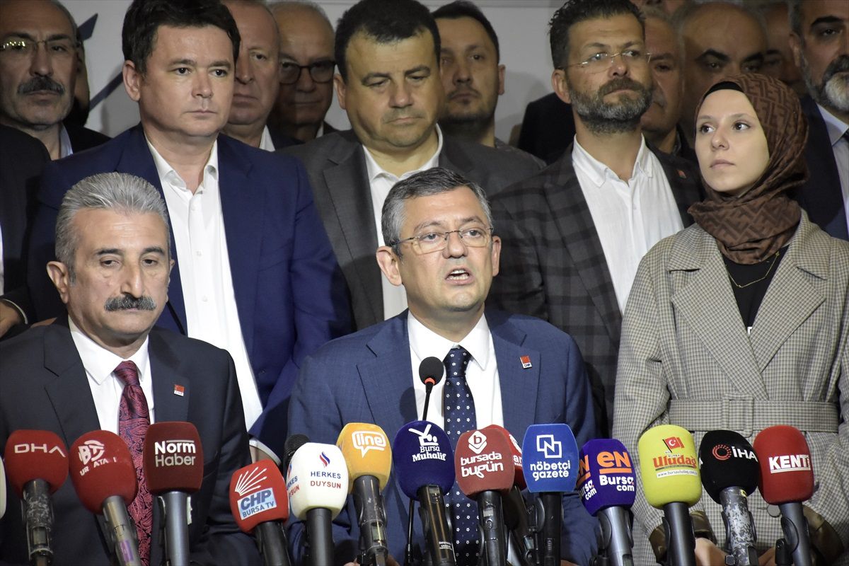 CHP Grup Başkanı Özgür Özel, CHP Genel Başkanlığı için adaylığını açıkladı