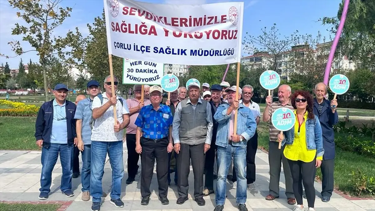 Çorlu\'da Yaşayan Çınarlar Sosyal Tesisinde Etkinlikler Devam Ediyor