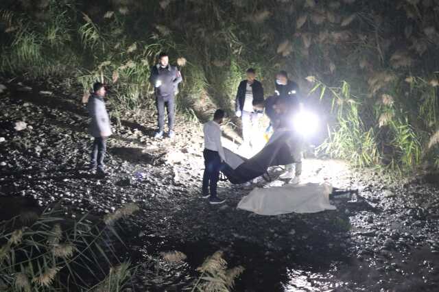 Denizli'de dere yatağında bulunan cesedin kimliği belirlendi Denizli'de dere yatağında bulunan cesedin kimliği belirlendi