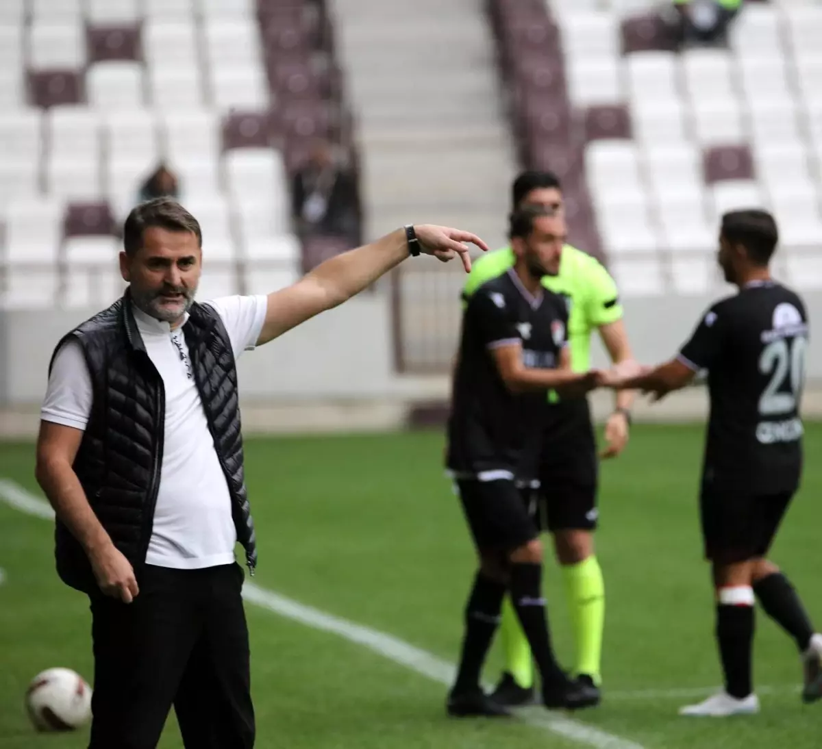 Bülent Yenihayat, Elazığspor kariyerine galibiyetle başladı