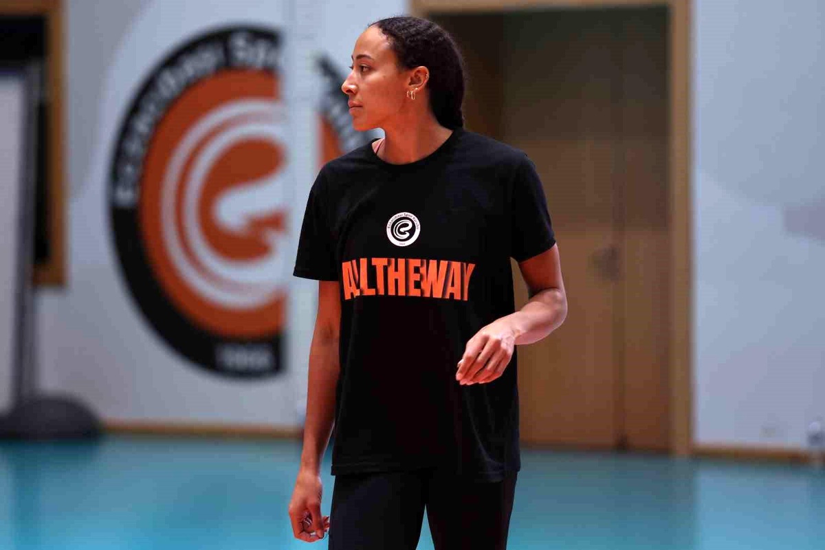 Eczacıbaşı Dynavit, Fenerbahçe ile karşılaşacak