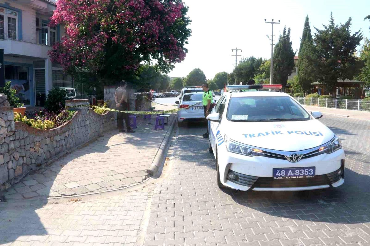Fethiye\'de Emlak İşçisi Arkadaşını Tüfekle Vuran Kişi Tutuklandı