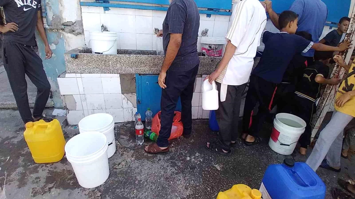 Gazze\'de su kesintisi: BM yetkilisi, Gazze Şeridi\'nde yaşayanların kirli su içtiğini söyledi