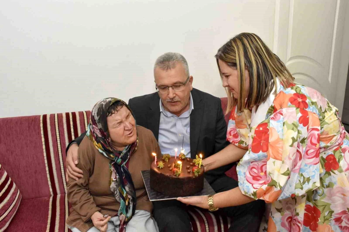 Karacabey\'de görme engelli Karakuş\'un en büyük hayali Cumhurbaşkanı Erdoğan ile tanışmak
