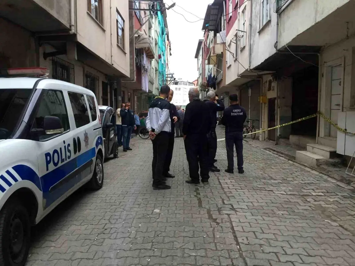 Ünye\'de Kimya Mühendisi Evinde Ölü Bulundu