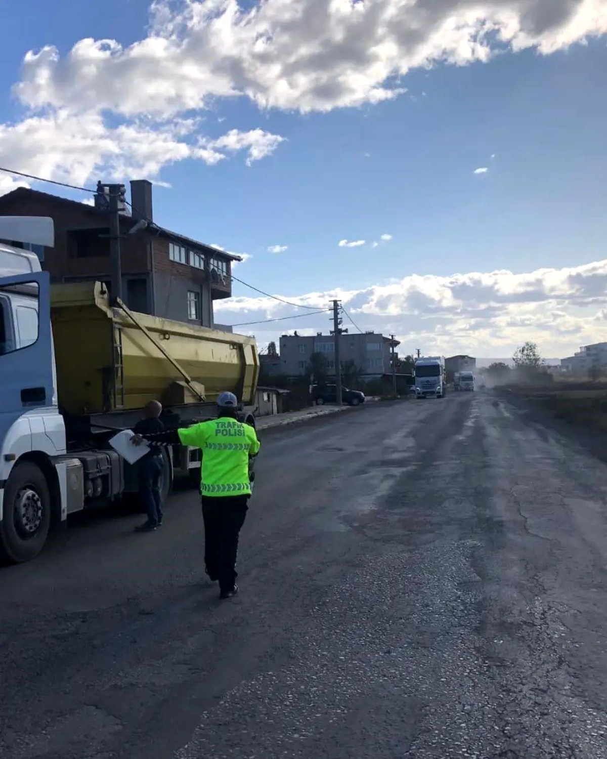 Kırklareli\'nde Yük Taşıma Araçlarına Denetim: 9 Sürücüye 49 Bin 554 Lira Ceza