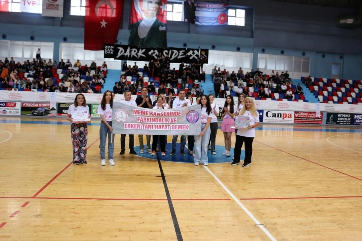Zonguldak Bülent Ecevit Üniversitesi Hastanesi Meme Kanseri Farkındalık Ayı\'nda Basketbol Maçı Düzenledi