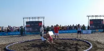 Türk Sporcular Dünya Plaj Güreşi Şampiyonası'nda Altın Madalya Kazandı